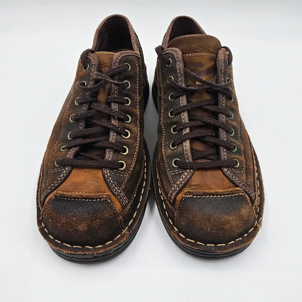 Clarks Mens 9.5M Brown Suede Leather Lace Up Low Top Casual Shoes